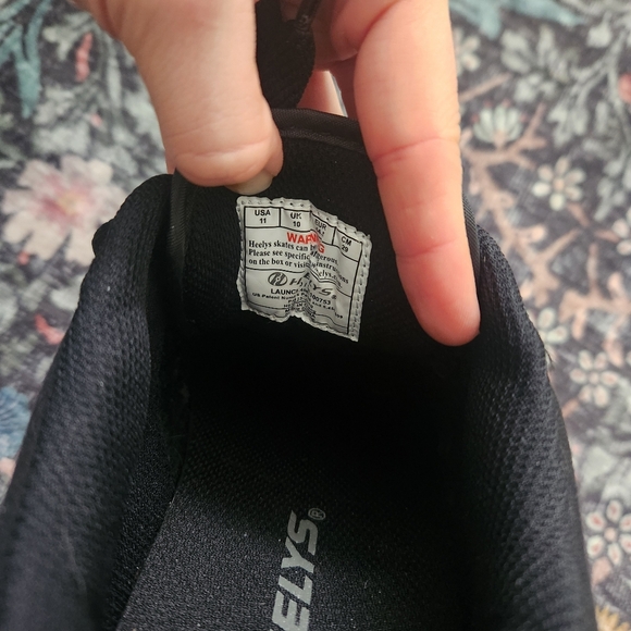 Heelys Men's Black 11.5 - Picture 2 of 4